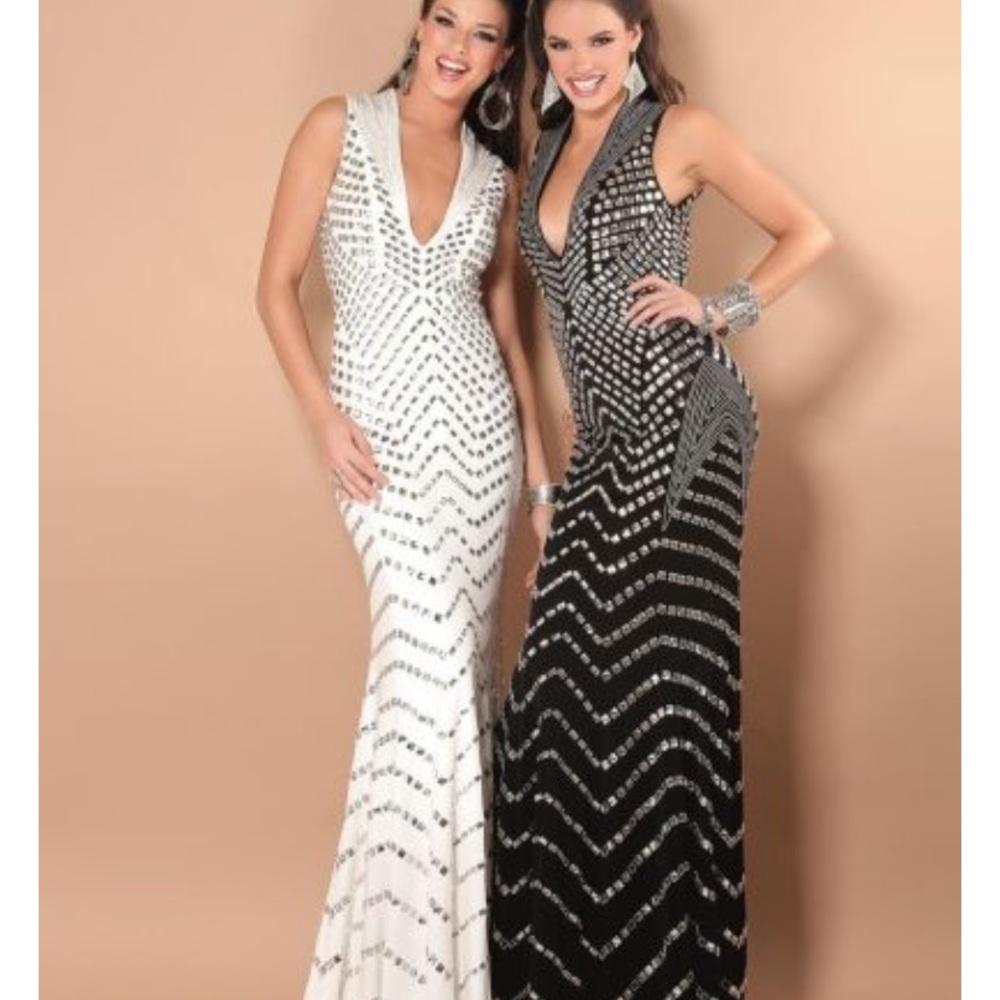 New Jovani Dress with tags never worn!